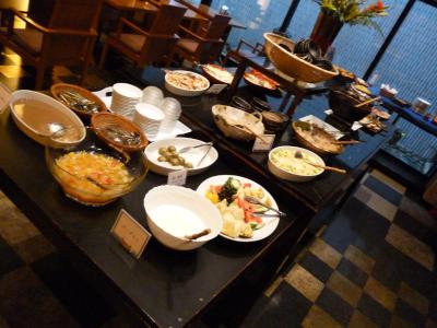 Hotel Sunroute Nara breakfast buffet, Western table